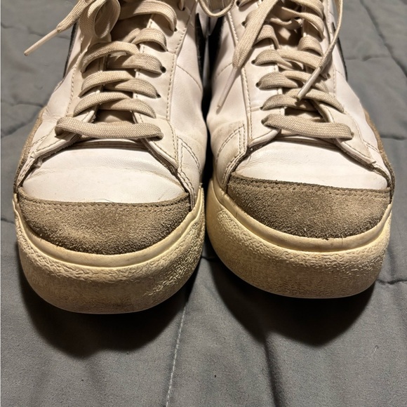 NIKE Women’s Blazer Low Platform Sneakers Size 9 - Picture 4 of 9